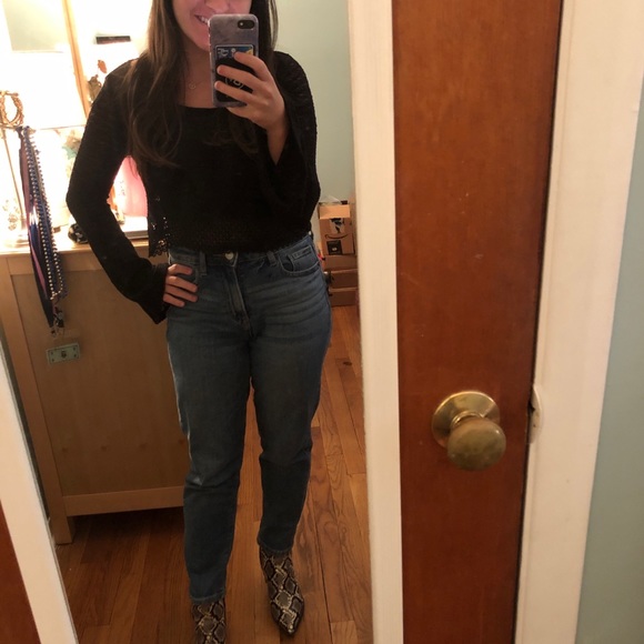 Black Bell Sleeve Crop Top - Picture 3 of 3